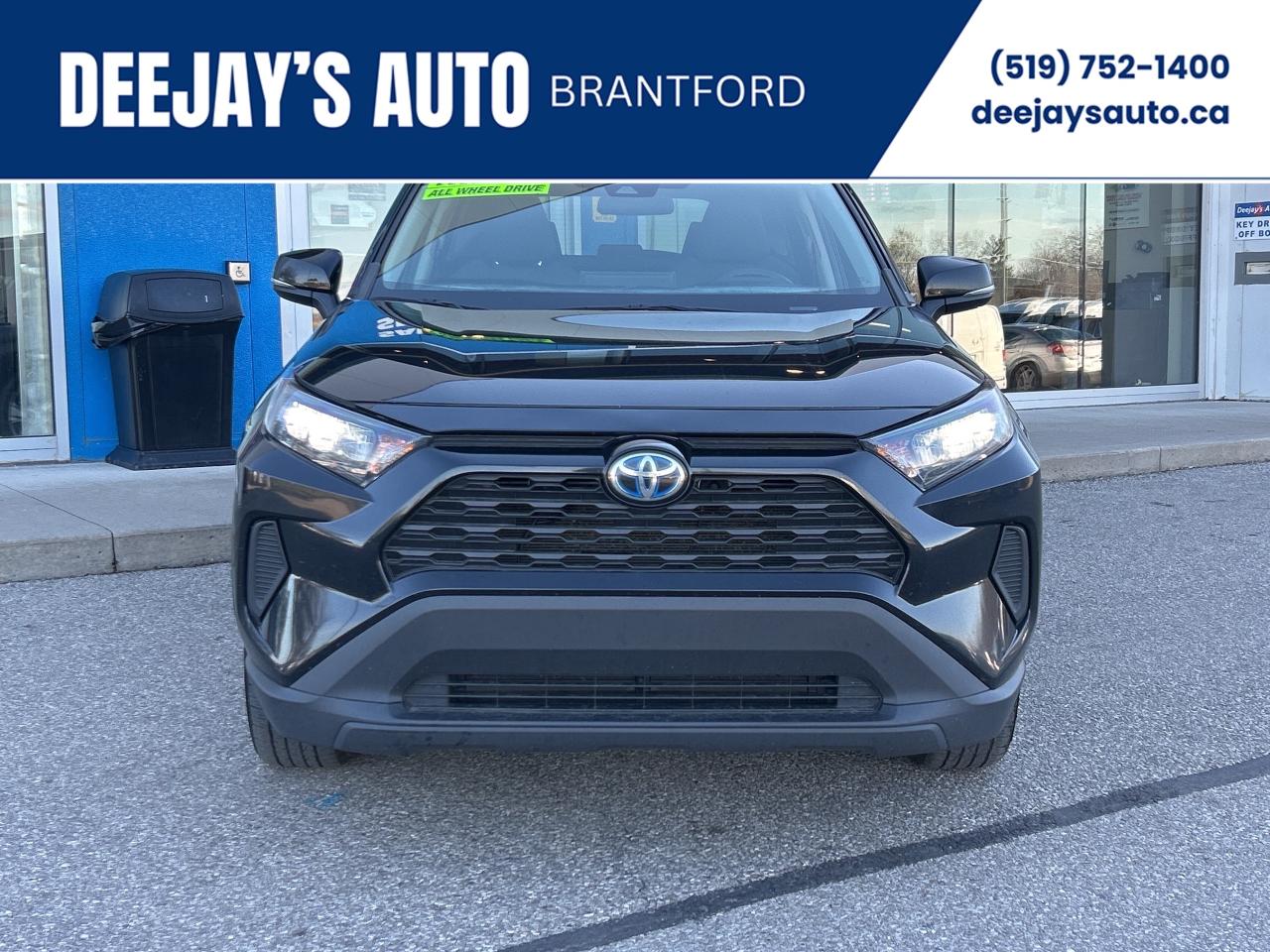 2023 Toyota RAV4 Hybrid LE   Clean Carfax Photo0