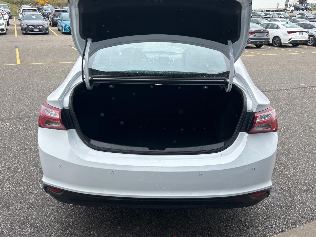 2024 Chevrolet Malibu 1LT   Apple CarPlay   Clean Carfax Photo4