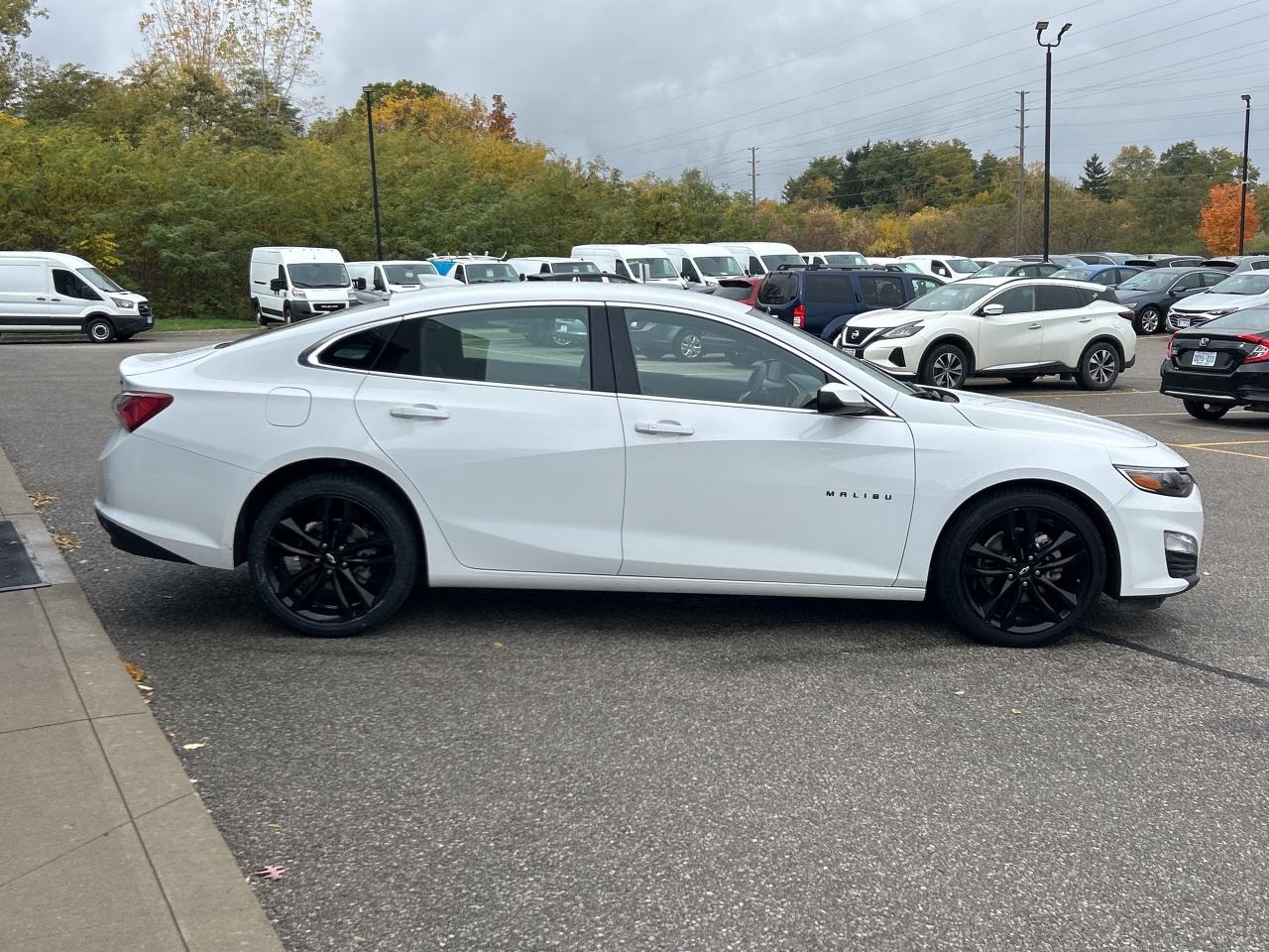 2024 Chevrolet Malibu 1LT   Apple CarPlay   Clean Carfax Photo2