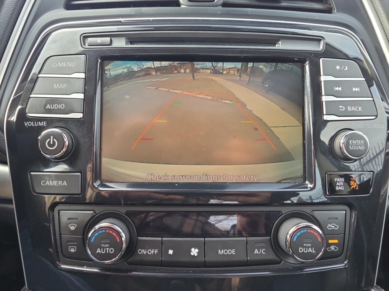 2021 Nissan Maxima SL * NO ACCIDENTS / 300 HP / DRIVER ASSIST / PANO Photo