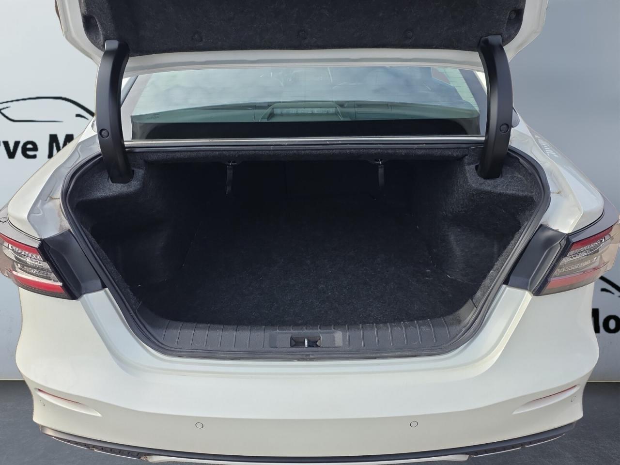 2021 Nissan Maxima SL * NO ACCIDENTS / 300 HP / DRIVER ASSIST / PANO Photo