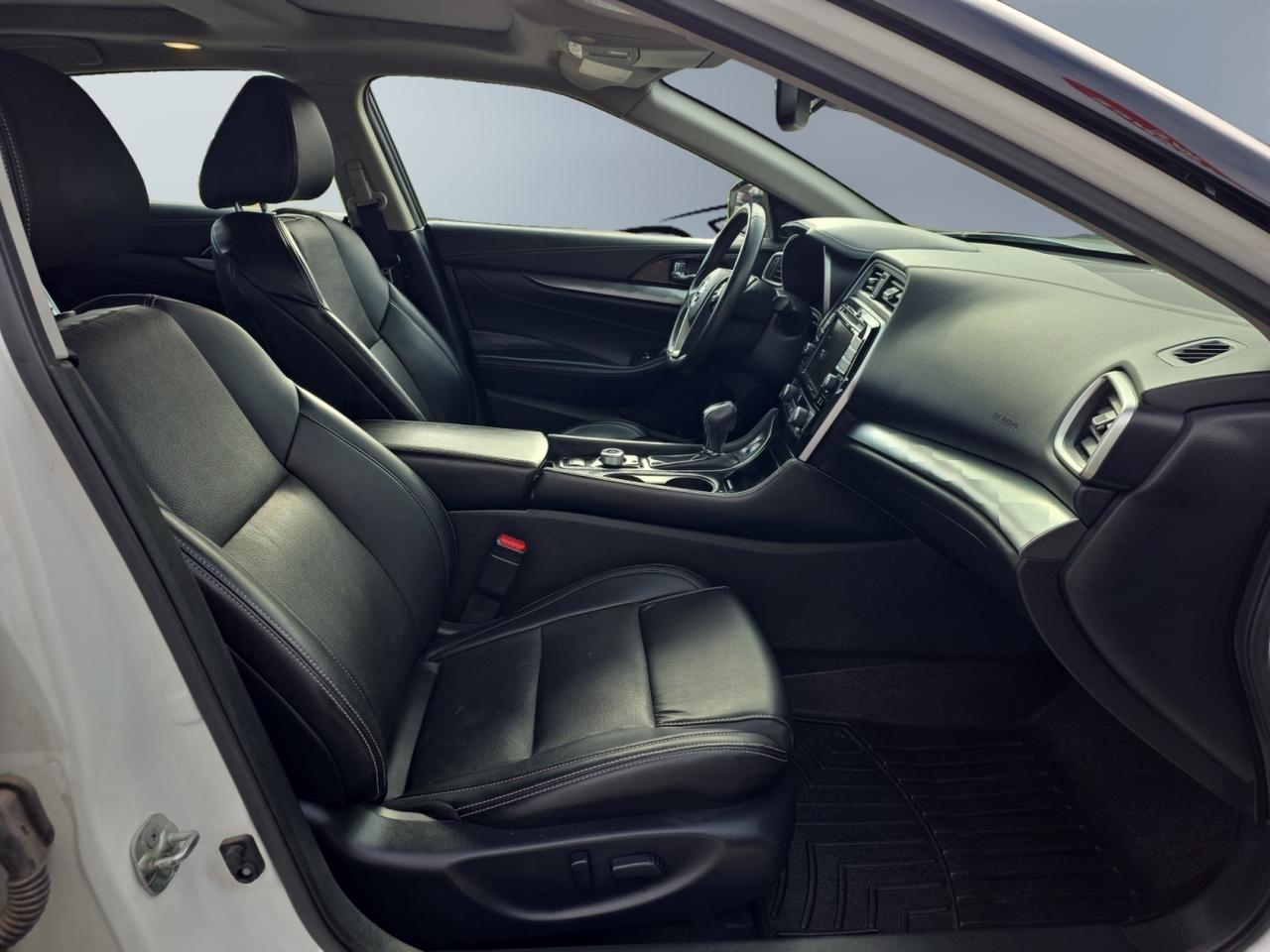 2021 Nissan Maxima SL * NO ACCIDENTS / 300 HP / DRIVER ASSIST / PANO Photo