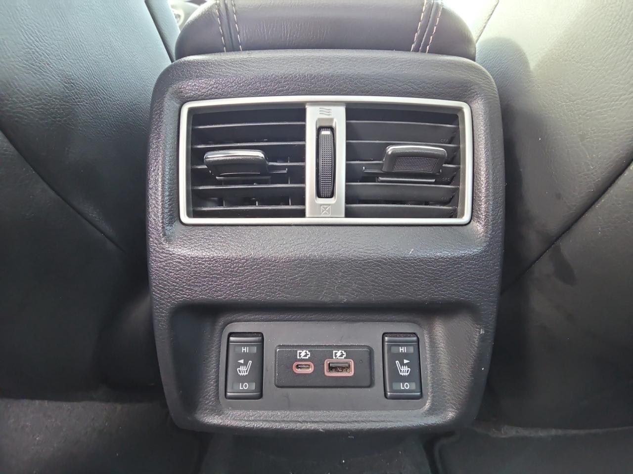 2021 Nissan Maxima SL * NO ACCIDENTS / 300 HP / DRIVER ASSIST / PANO Photo