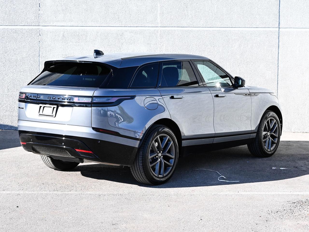 2024 Land Rover Range Rover Velar Dynamic SE Photo