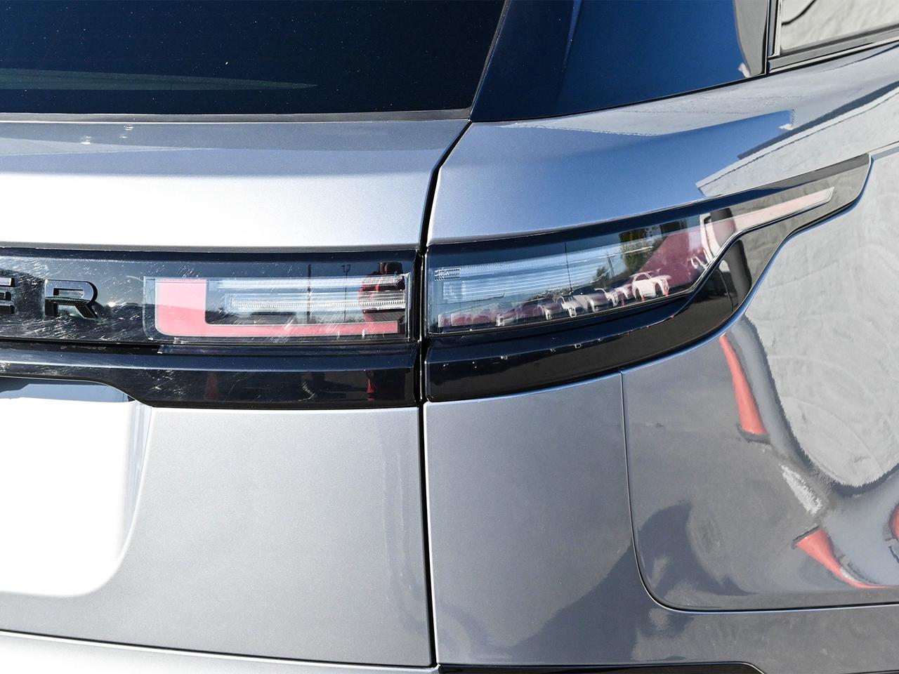 2024 Land Rover Range Rover Velar Dynamic SE Photo