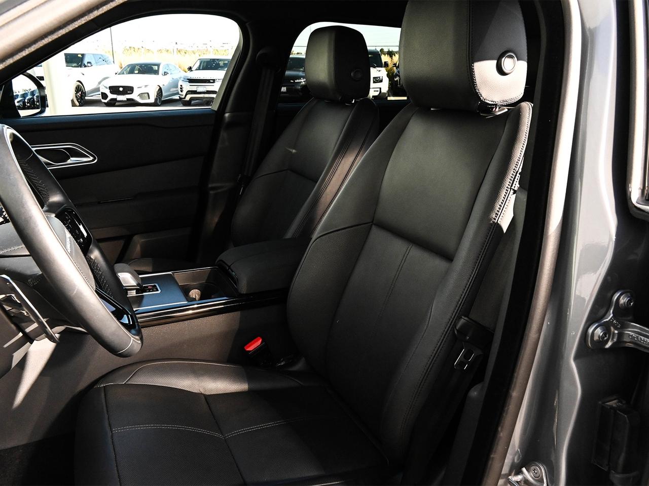 2024 Land Rover Range Rover Velar Dynamic SE Photo
