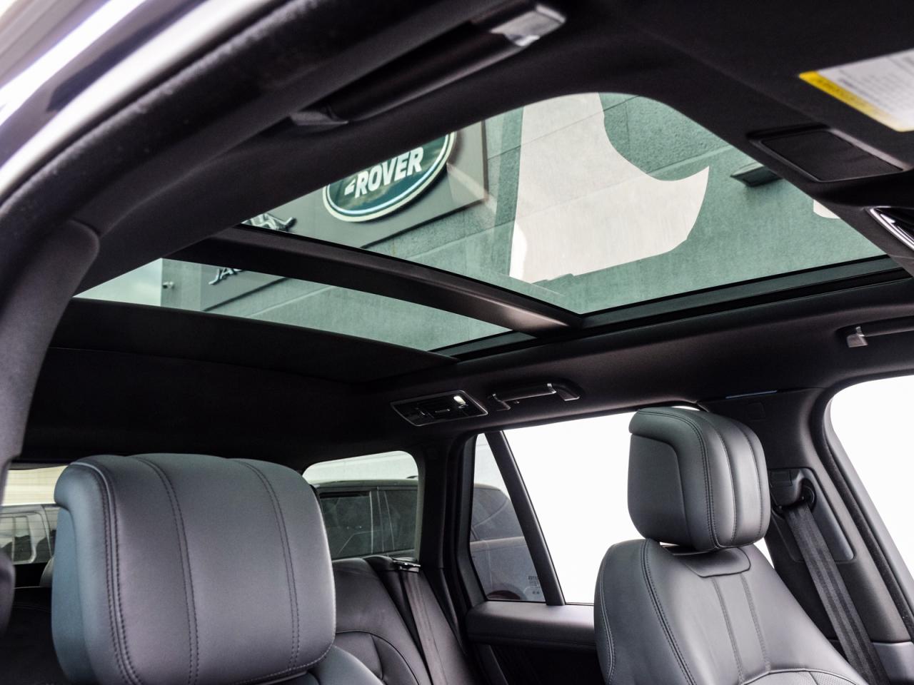 2022 Land Rover Range Rover P400 Westminster SWB Photo