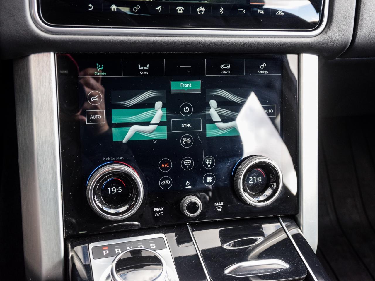 2022 Land Rover Range Rover V6 VERY LOW KM's RARE COLOR COMBO BLACK PACK Photo