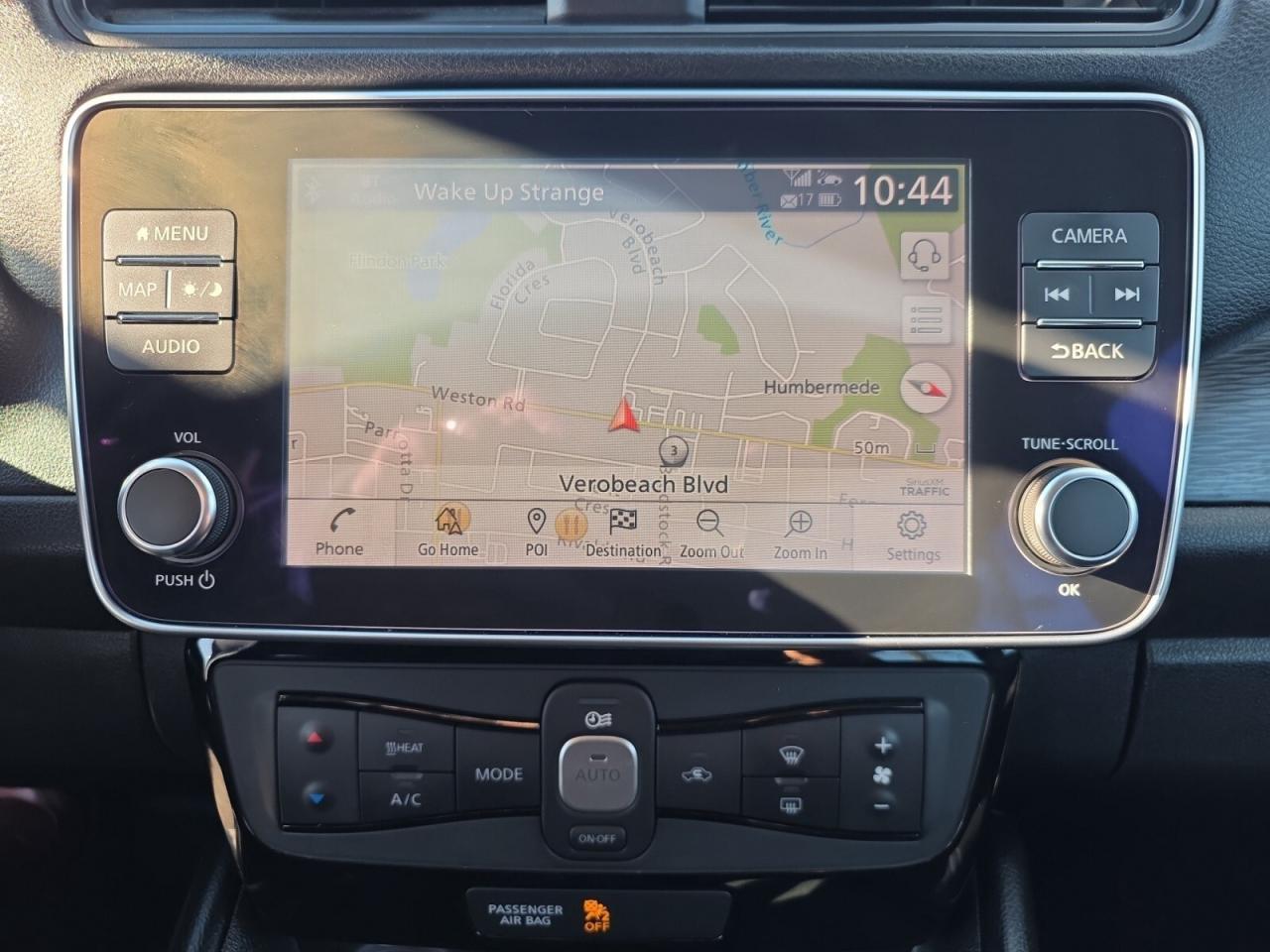 2021 Nissan Leaf SV * NO ACCIDENTS / NAVIGATION / CAMERA / CARPLAY Photo