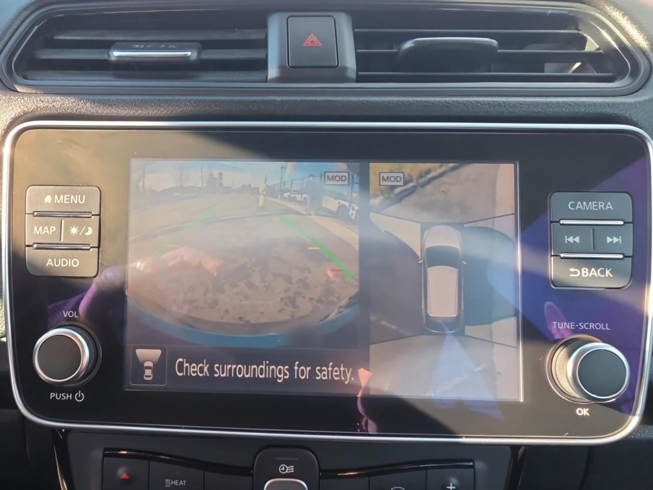 2021 Nissan Leaf SV * NO ACCIDENTS / NAVIGATION / CAMERA / CARPLAY Photo