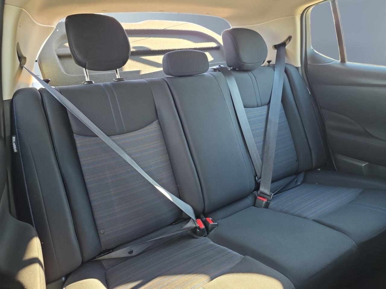 2021 Nissan Leaf SV * NO ACCIDENTS / NAVIGATION / CAMERA / CARPLAY Photo