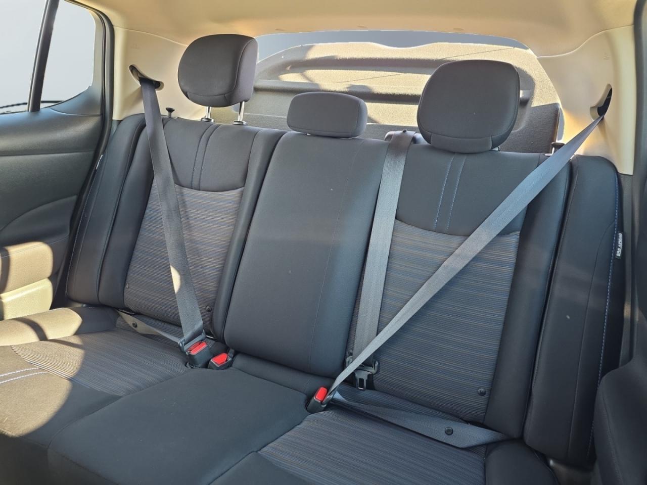 2021 Nissan Leaf SV * NO ACCIDENTS / NAVIGATION / CAMERA / CARPLAY Photo