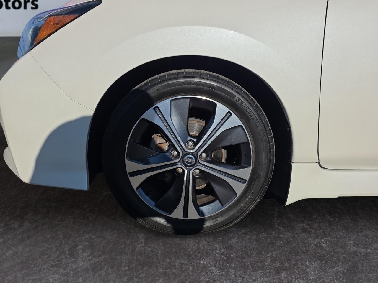 2021 Nissan Leaf SV * NO ACCIDENTS / NAVIGATION / CAMERA / CARPLAY Photo