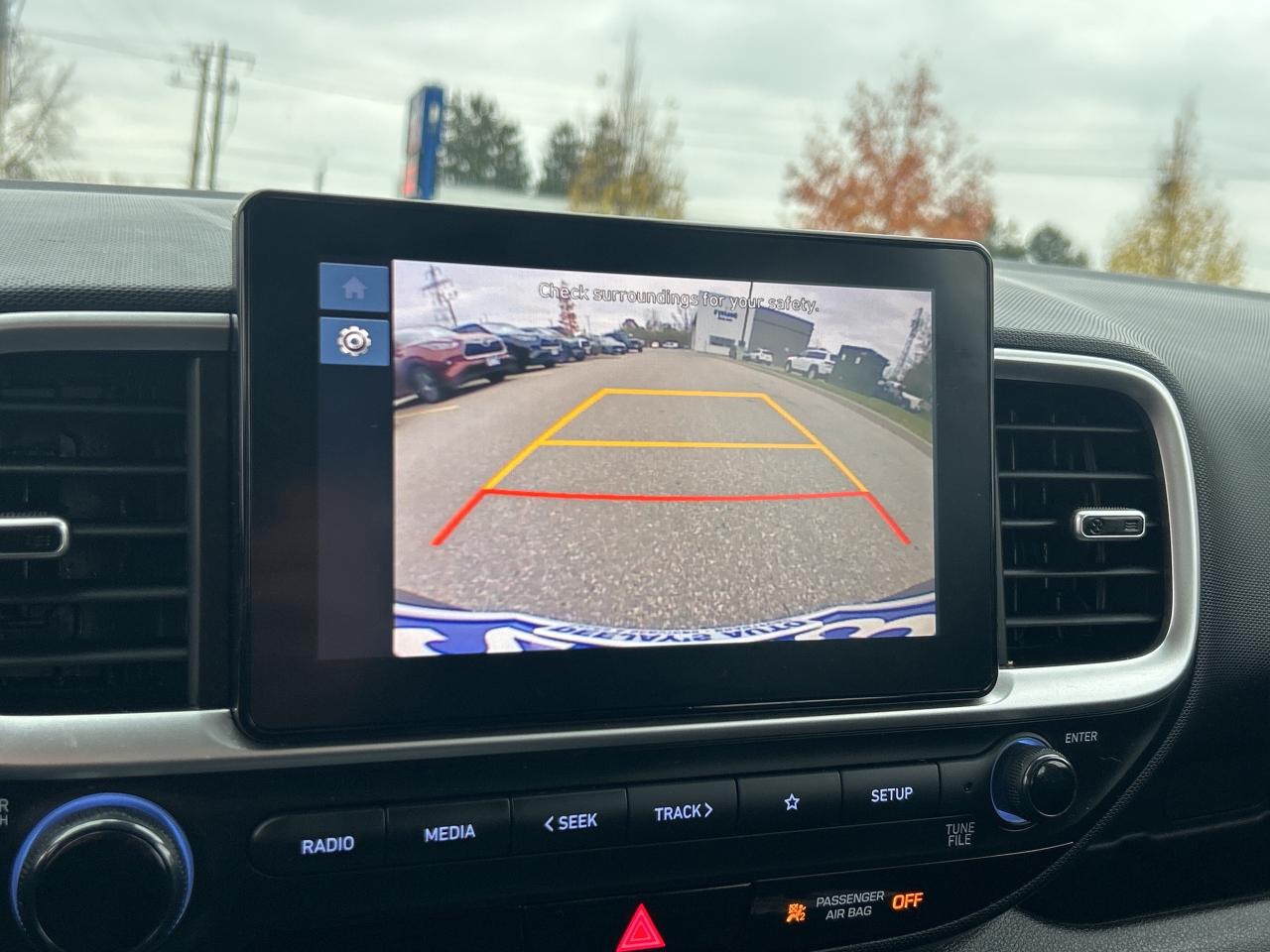 2023 Hyundai Venue Essential   Factory Warranty   Clean Carfax Photo