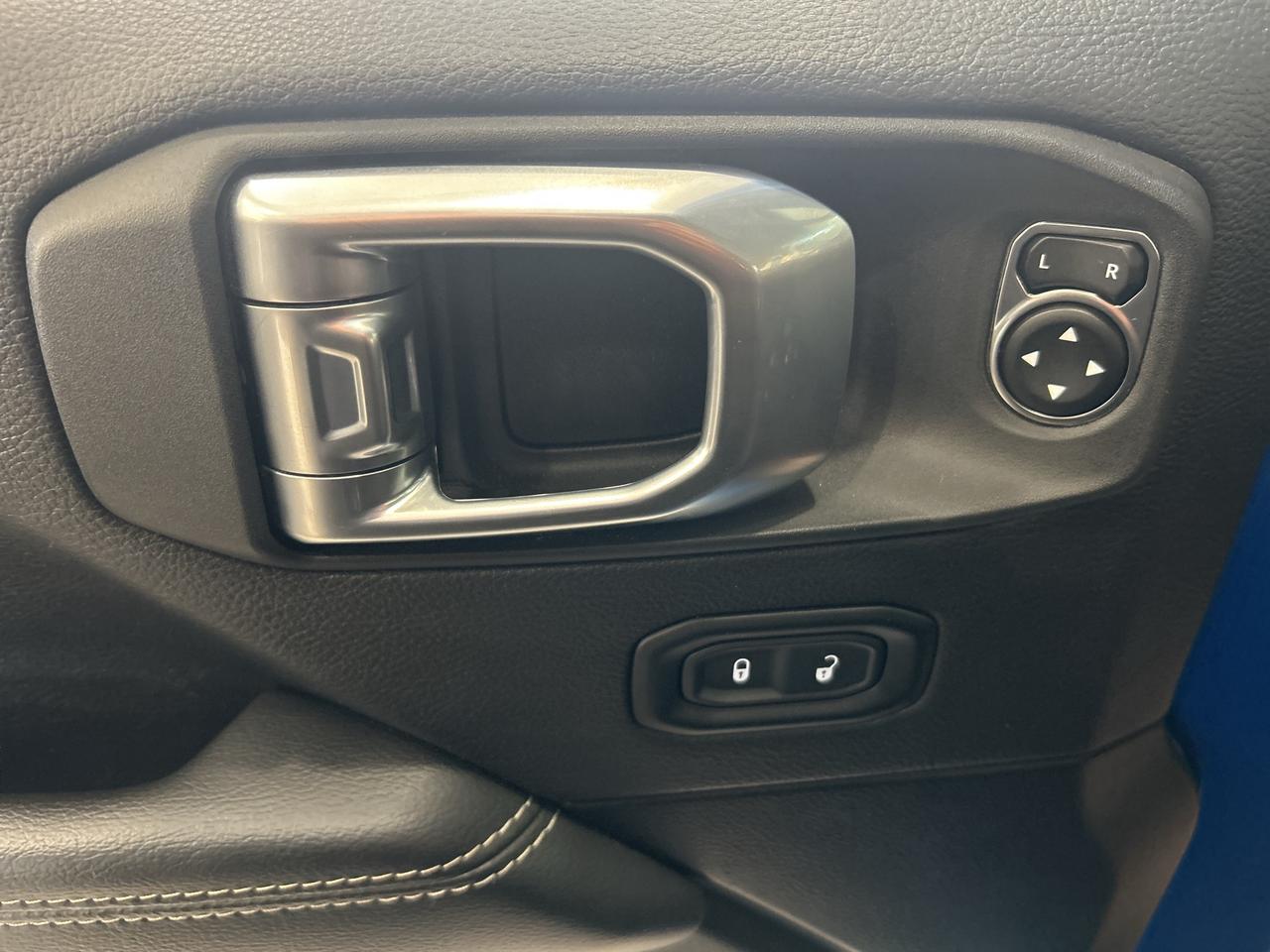 2023 Jeep Wrangler Sahara 4 Door 4x4 w/Body Colour Hard Top Photo