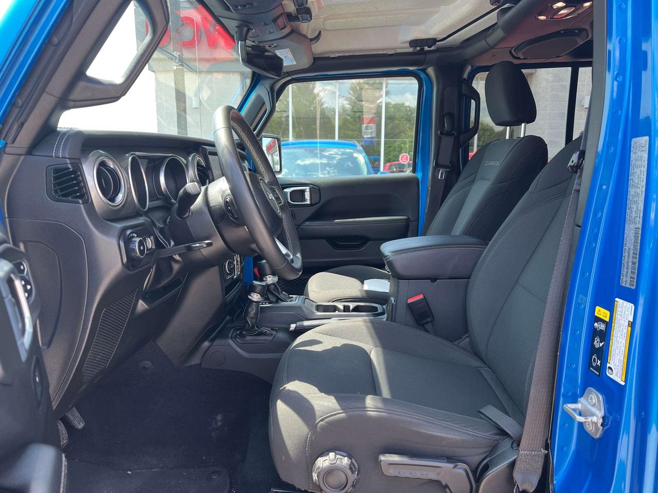 2023 Jeep Wrangler Sahara 4 Door 4x4 w/Body Colour Hard Top Photo