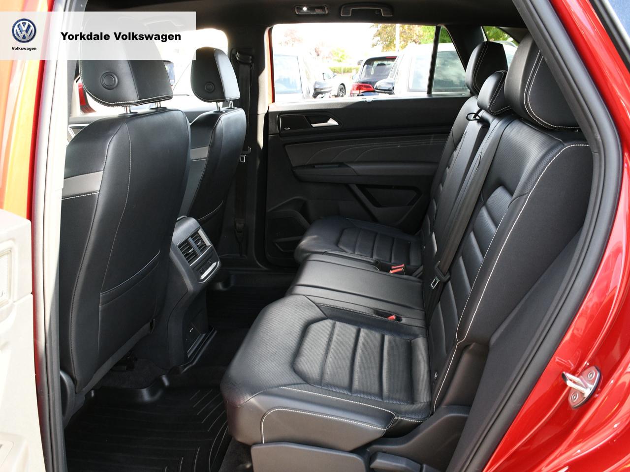 2022 Volkswagen Atlas Cross Sport  Photo