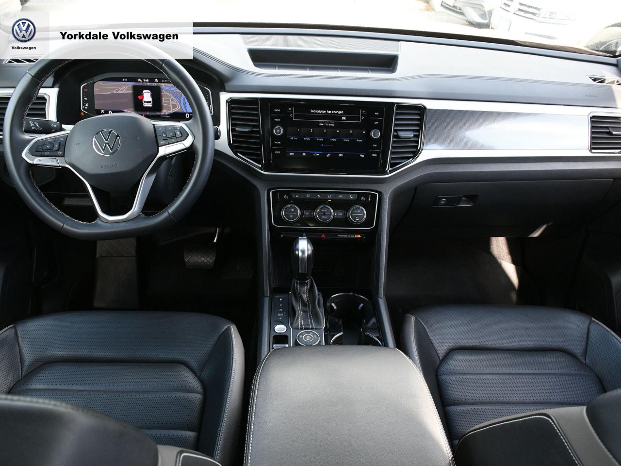 2022 Volkswagen Atlas Cross Sport  Photo