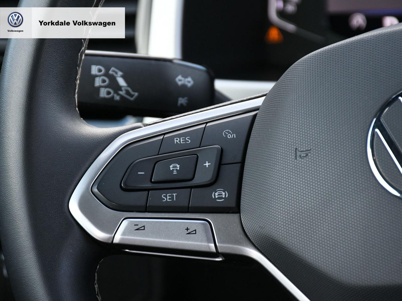 2022 Volkswagen Atlas Cross Sport  Photo