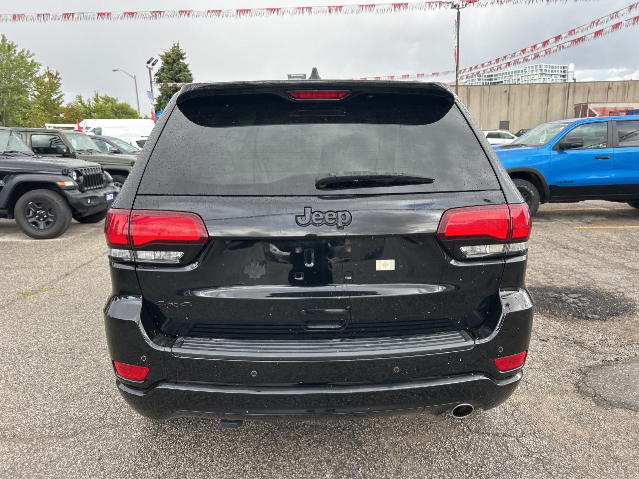 2020 Jeep Grand Cherokee Altitude Premium Lighting, Uconnect, 20 Wheels Photo