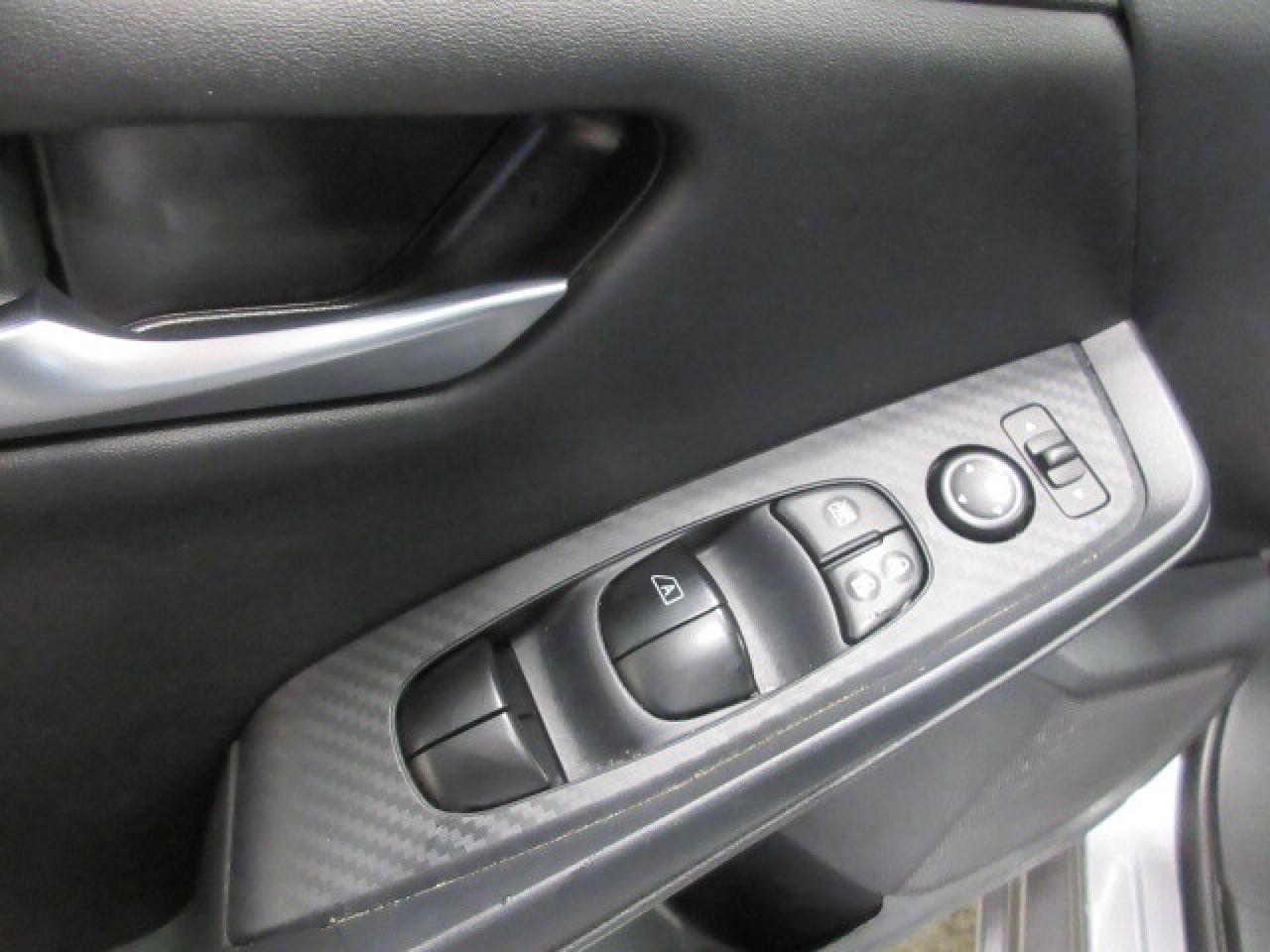 2024 Nissan Sentra SV, HTD. SEATS, ALLOYS, A/C, APPLE/ANDROID, 55K! Photo