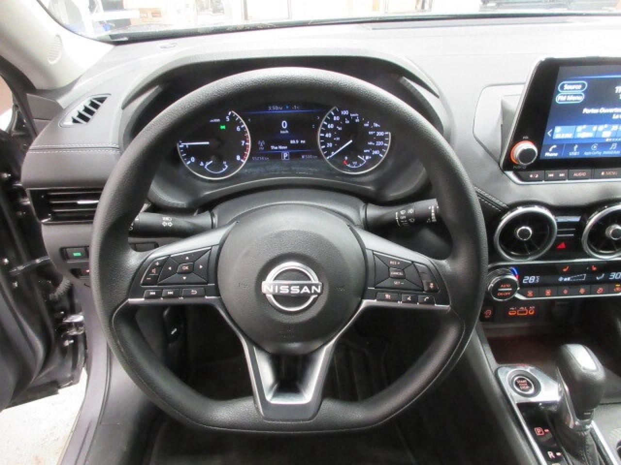 2024 Nissan Sentra SV, HTD. SEATS, ALLOYS, A/C, APPLE/ANDROID, 55K! Photo