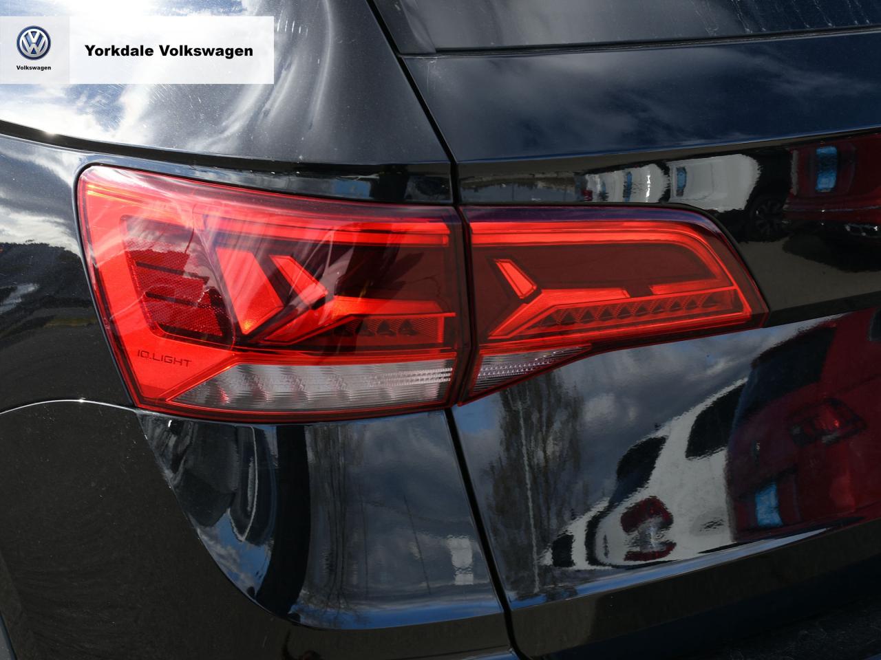 2023 Volkswagen Taos  Photo