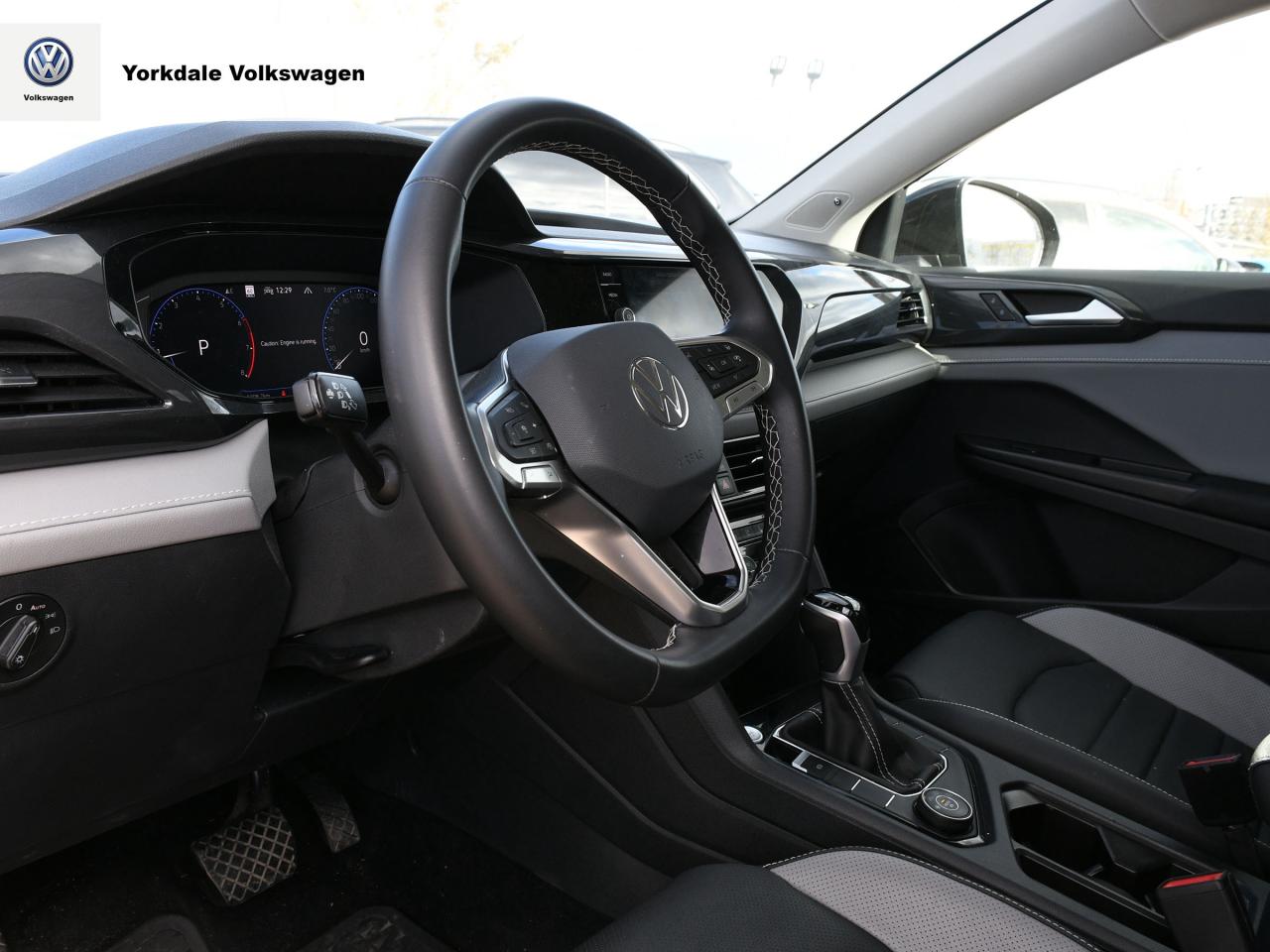 2023 Volkswagen Taos  Photo