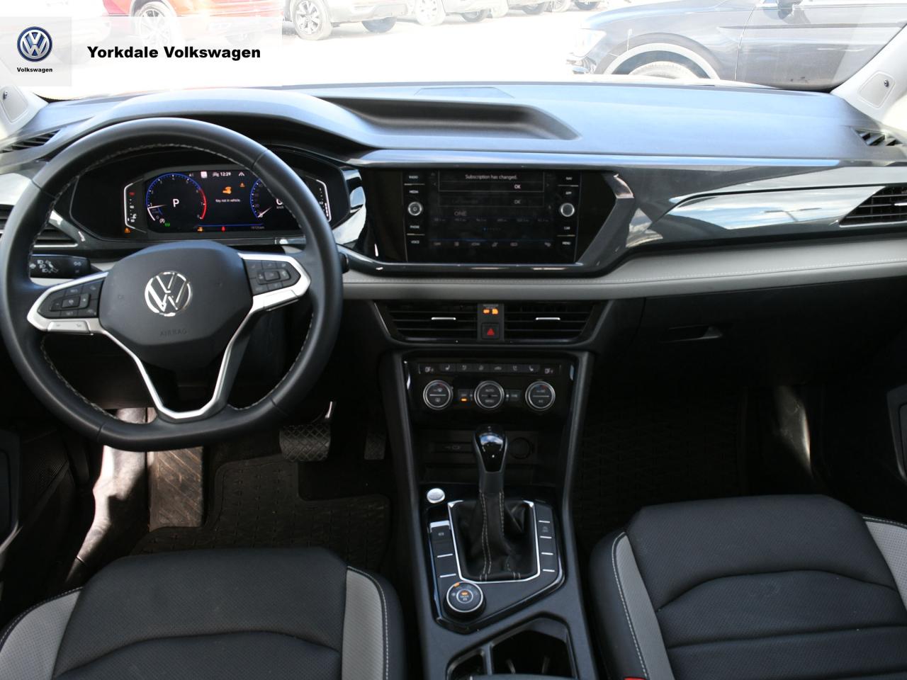 2023 Volkswagen Taos  Photo