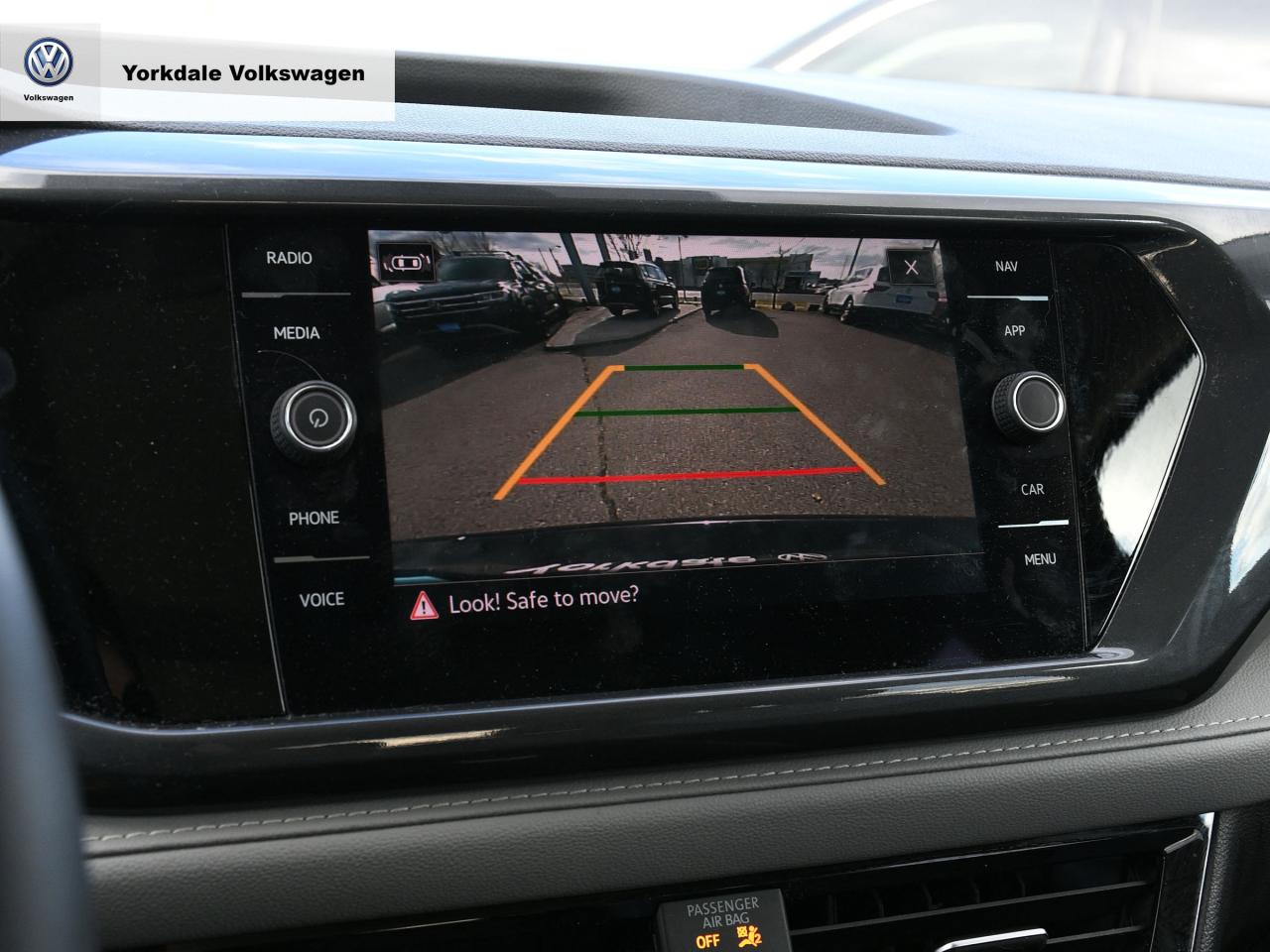 2023 Volkswagen Taos  Photo