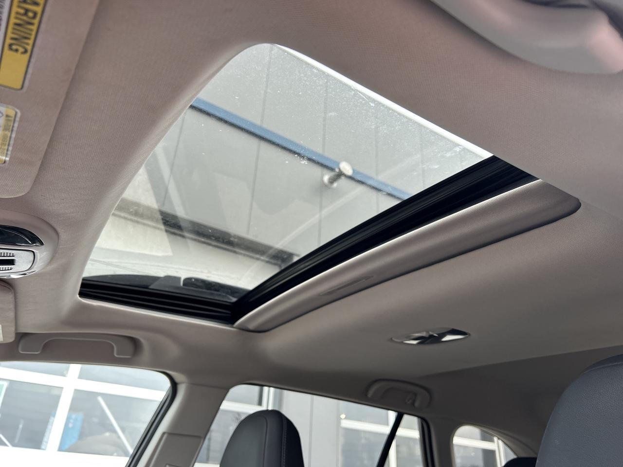 2022 Subaru Outback Limited   NAV   Sunroof   Leather   Clean Carfax Photo