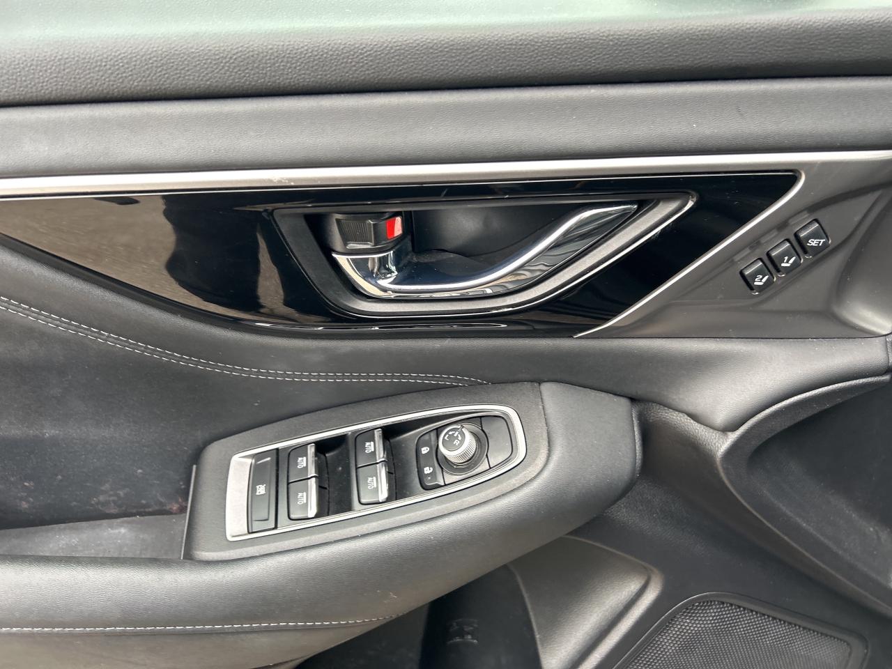 2022 Subaru Outback Limited   NAV   Sunroof   Leather   Clean Carfax Photo