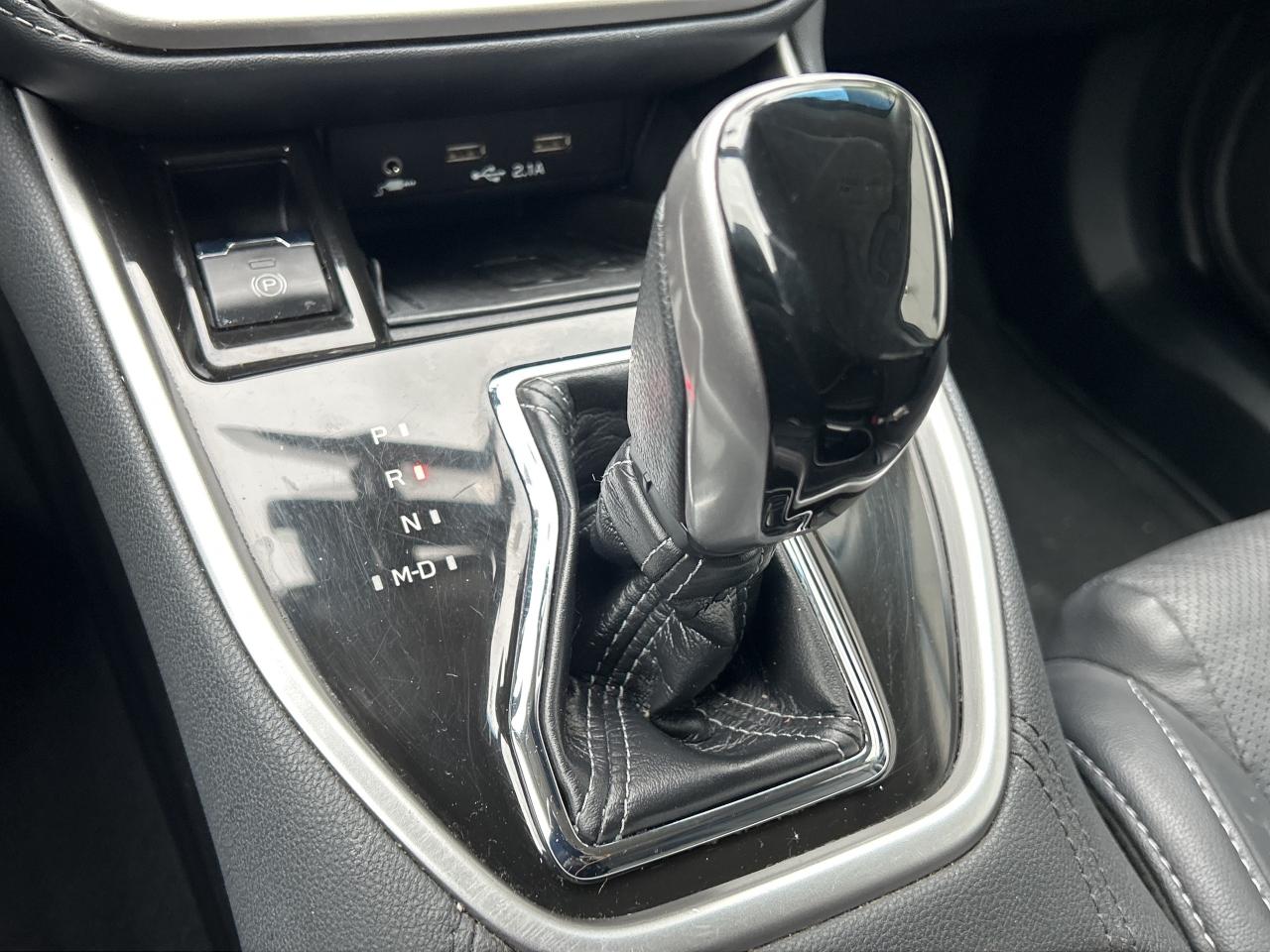 2022 Subaru Outback Limited   NAV   Sunroof   Leather Photo