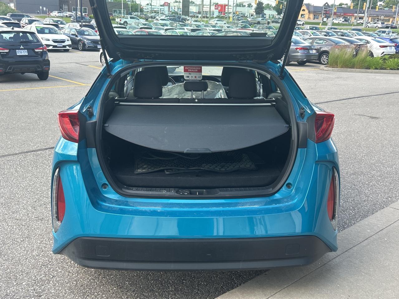 2021 Toyota Prius Prime 1.8L Hybrid Auto   Clean Carfax Photo