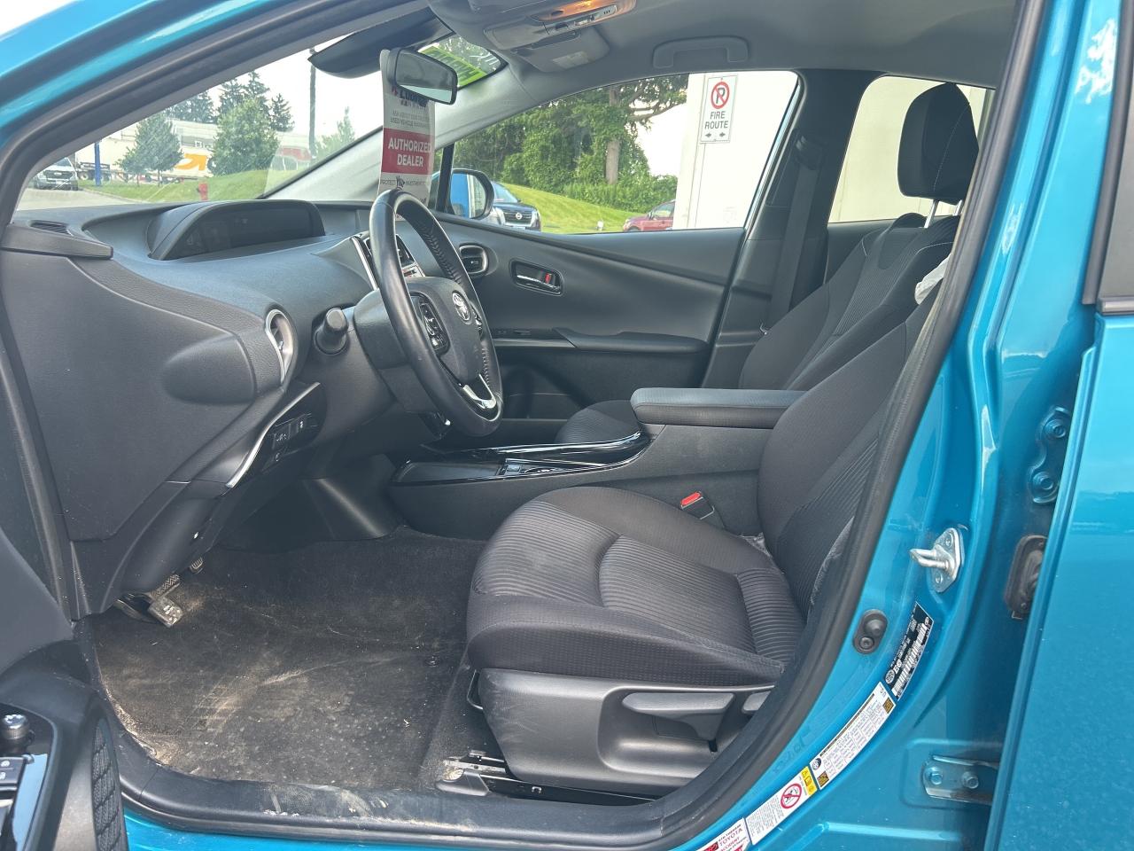 2021 Toyota Prius Prime 1.8L Hybrid Auto   Clean Carfax Photo