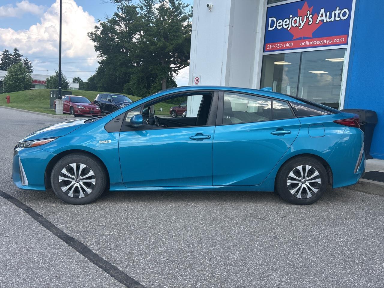 2021 Toyota Prius Prime 1.8L Hybrid Auto   Clean Carfax Photo