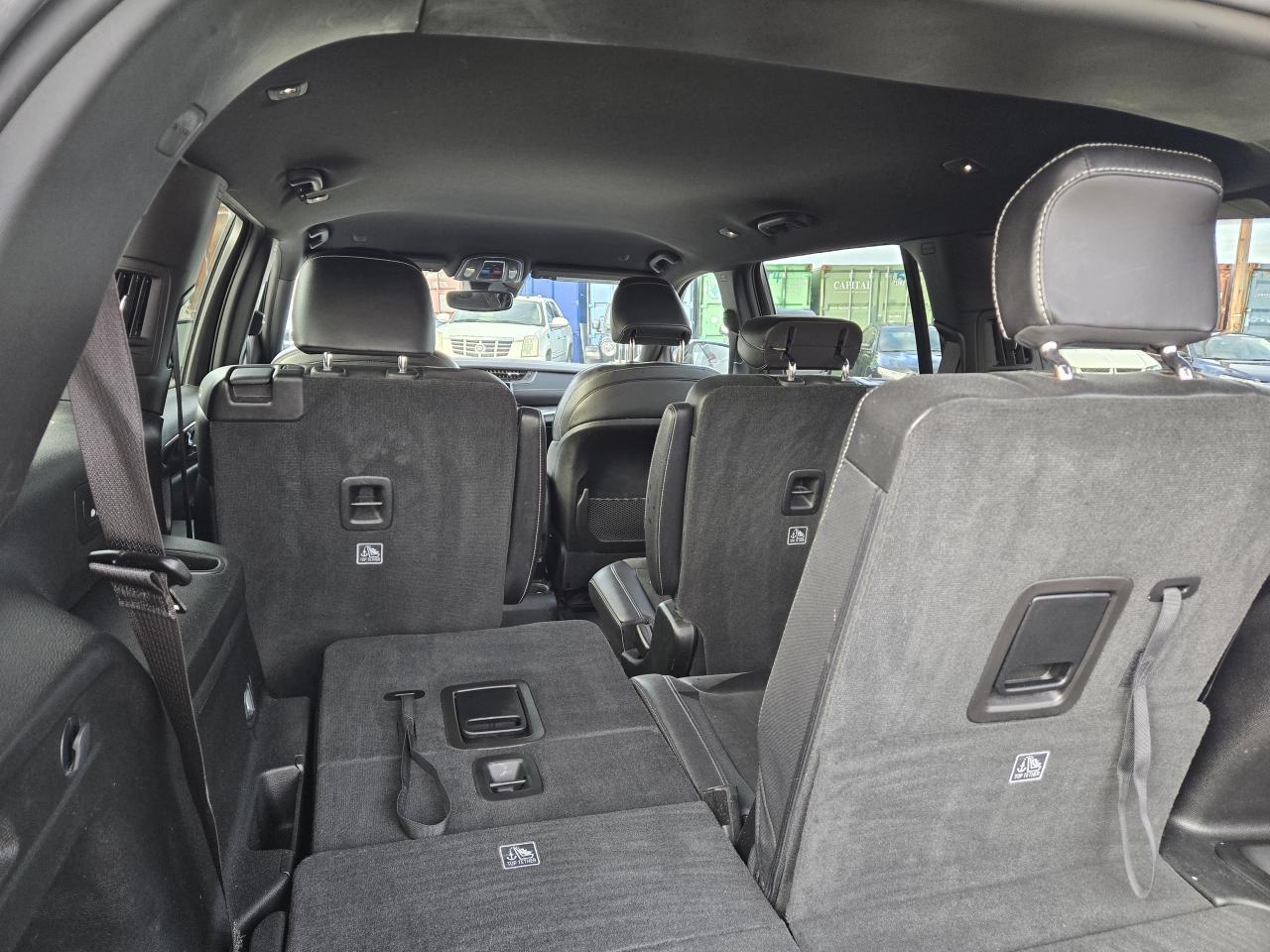 2023 Jeep Grand Cherokee L Altitude 4x4 w/Leather, Power Tailgate, 20" Wheels Photo