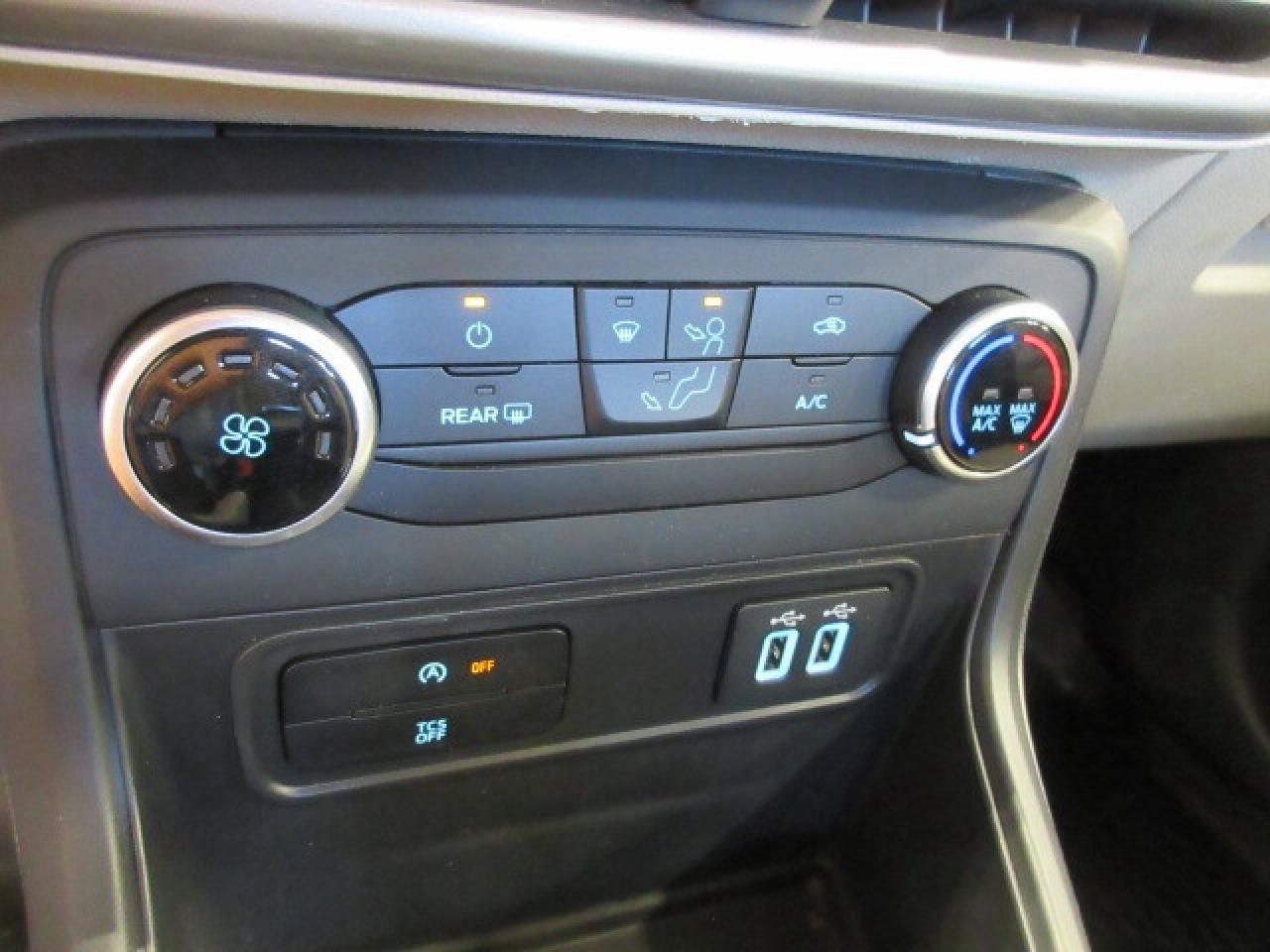 2020 Ford EcoSport S 4WD, AUTO, A/C, BT, CLEAN CARFAX, JUST 43K! Photo