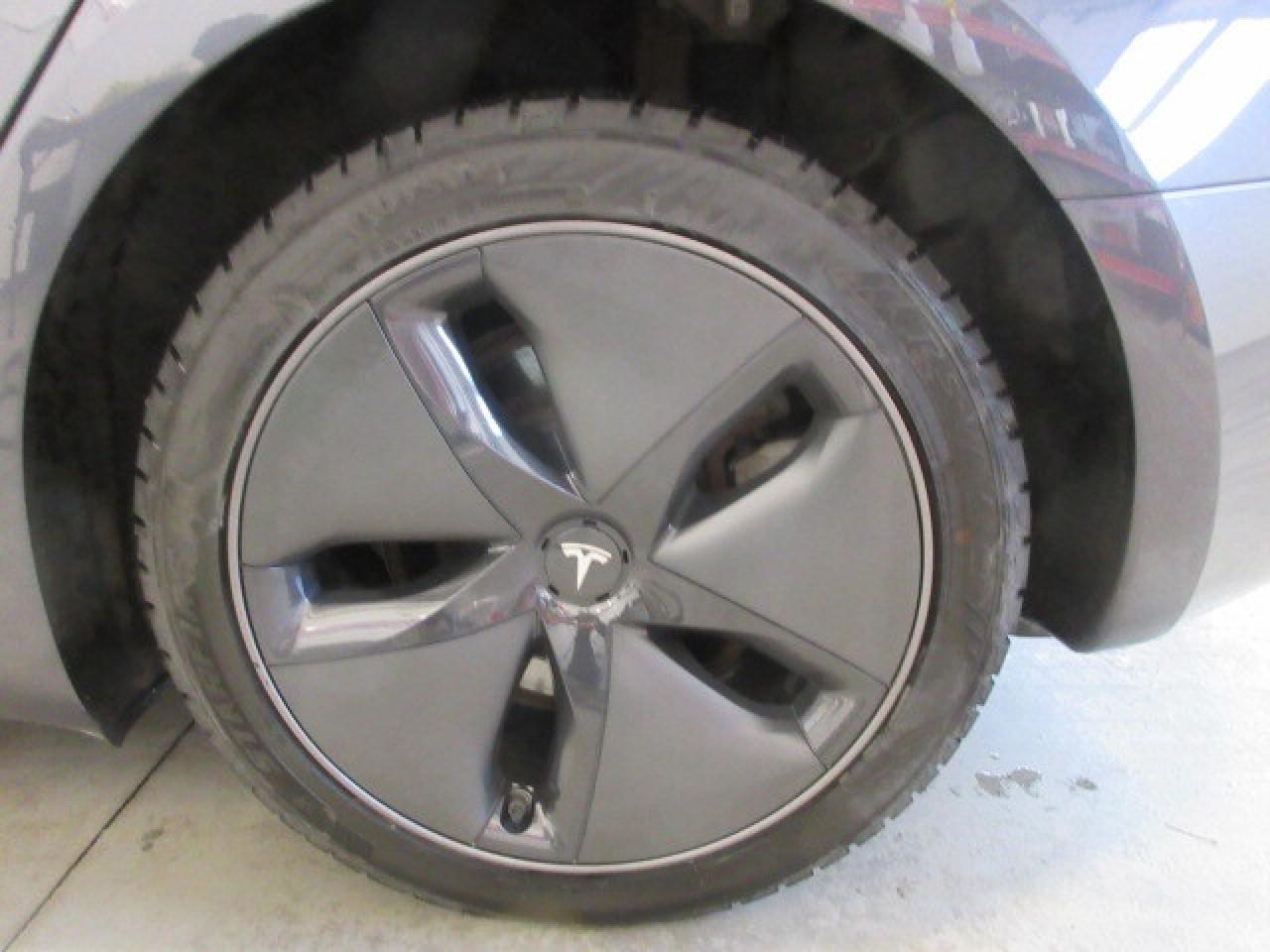 2019 Tesla Model 3 STANDARD RANGE PLUS RWD, NAV, LEATHER, 107K! Photo