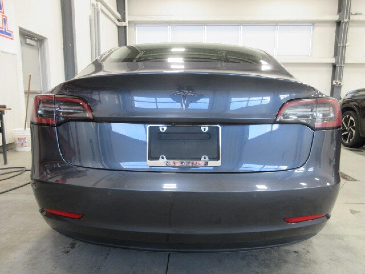 2019 Tesla Model 3 STANDARD RANGE PLUS RWD, NAV, LEATHER, 107K! Photo