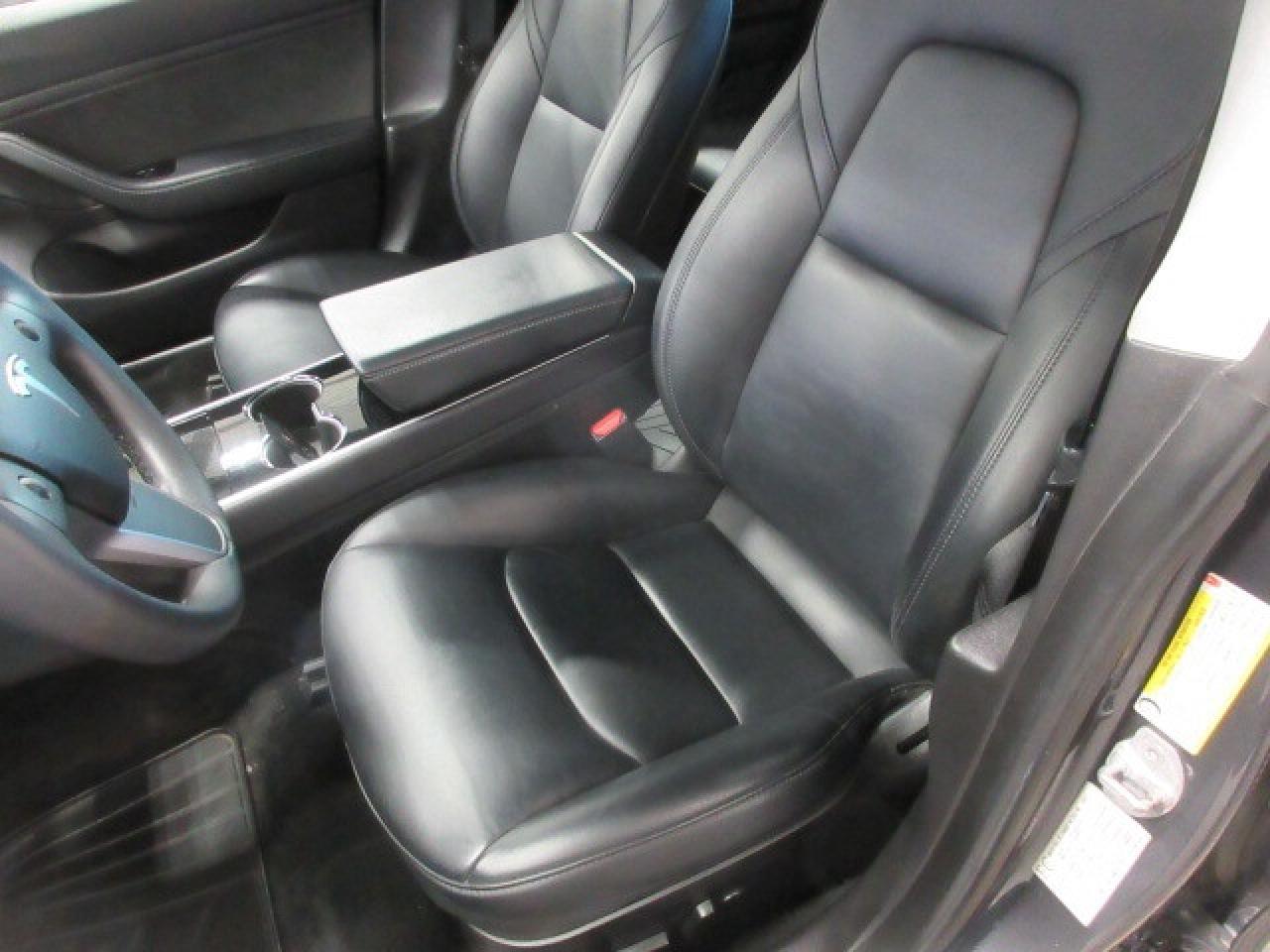 2019 Tesla Model 3 STANDARD RANGE PLUS RWD, NAV, LEATHER, 107K! Photo