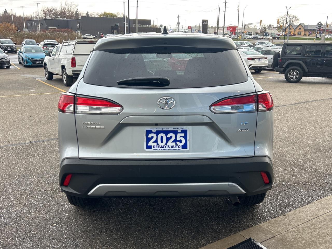 2025 Toyota Corolla Cross LE   Factory Warranty   Clean Carfax Photo3