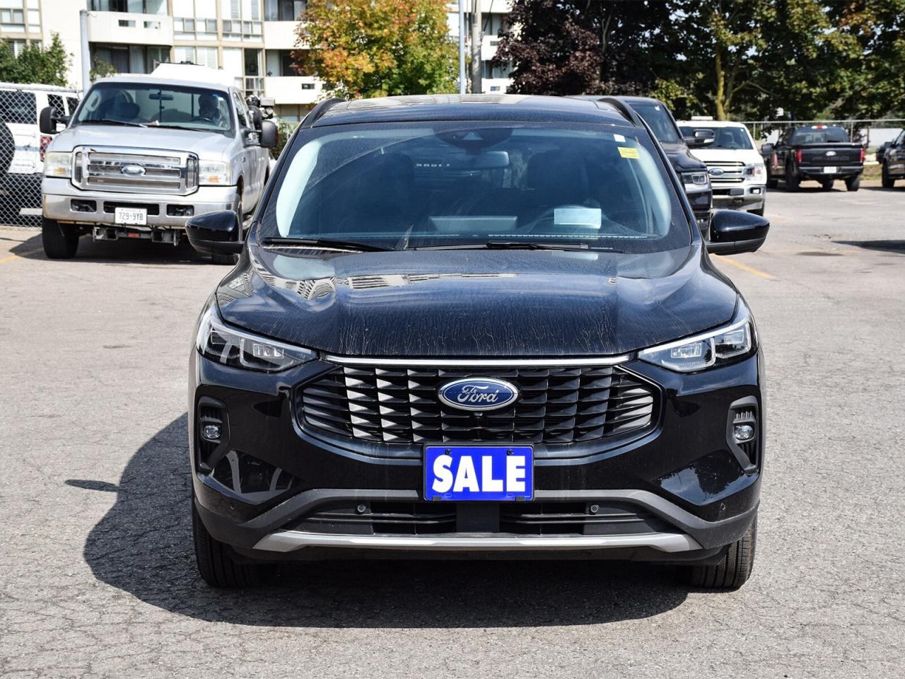 2024 Ford Escape PHEV   PREMIUM PACKAGE   MOONROOF   TOW PKG Photo4