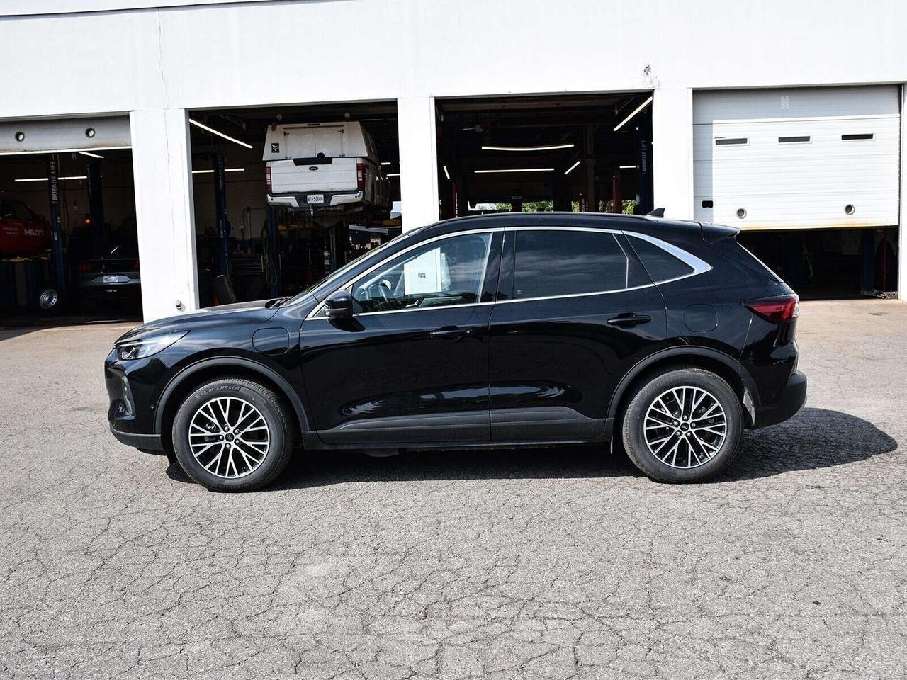 2024 Ford Escape PHEV Photo
