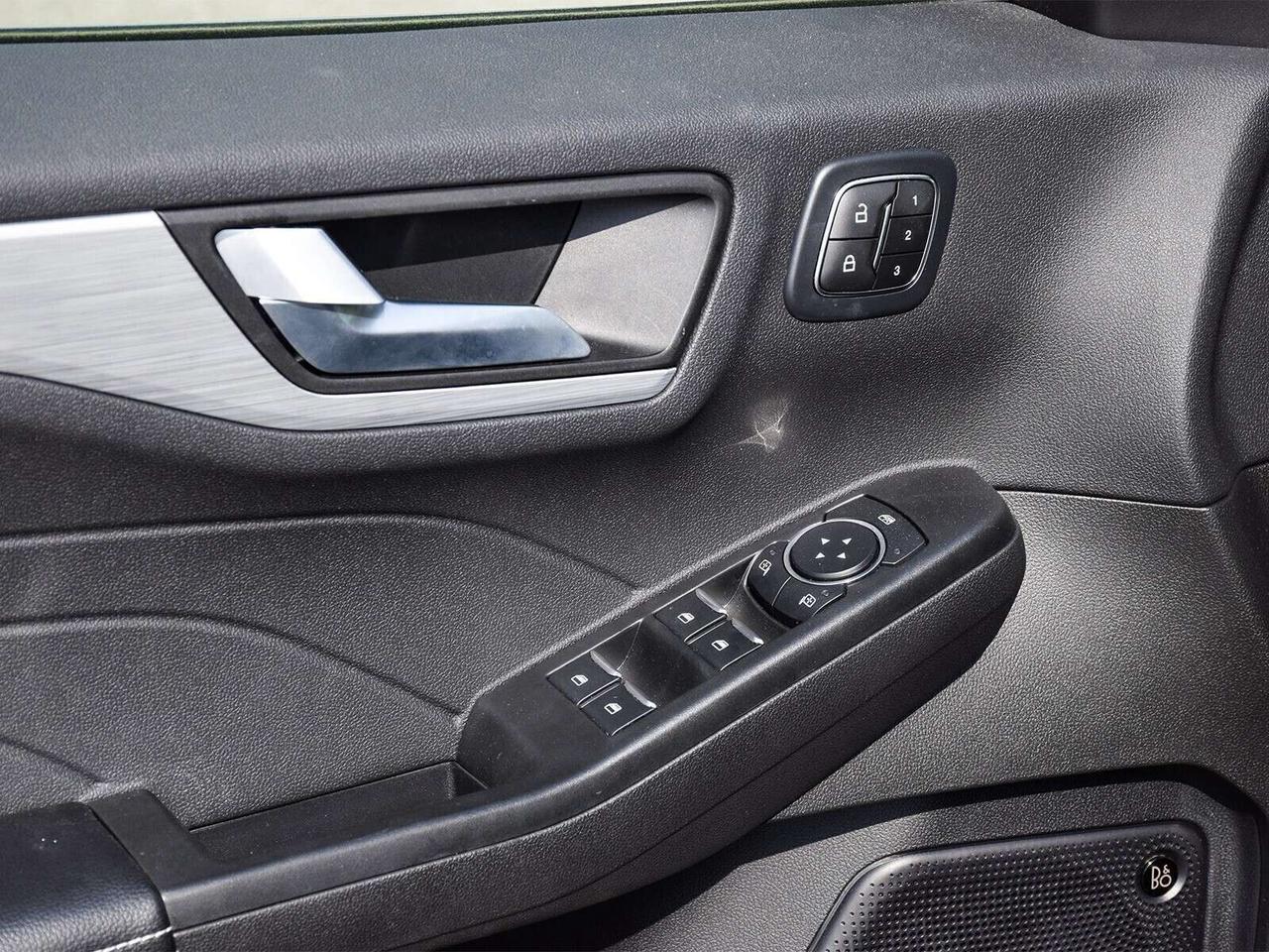 2024 Ford Escape PHEV Photo