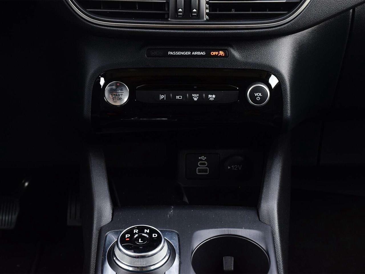 2024 Ford Escape PHEV Photo