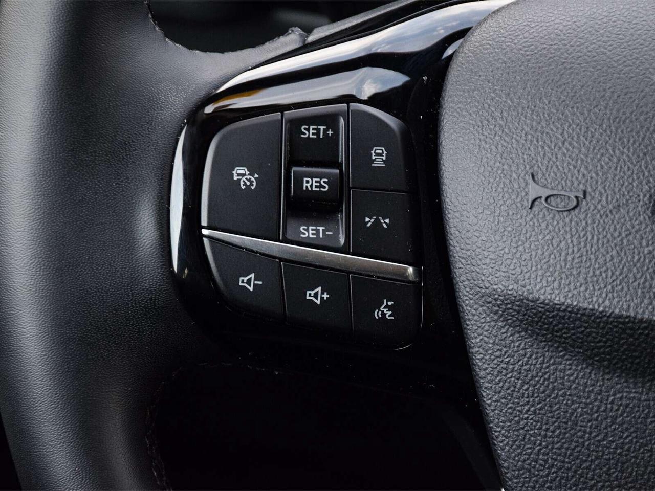 2024 Ford Escape PHEV Photo