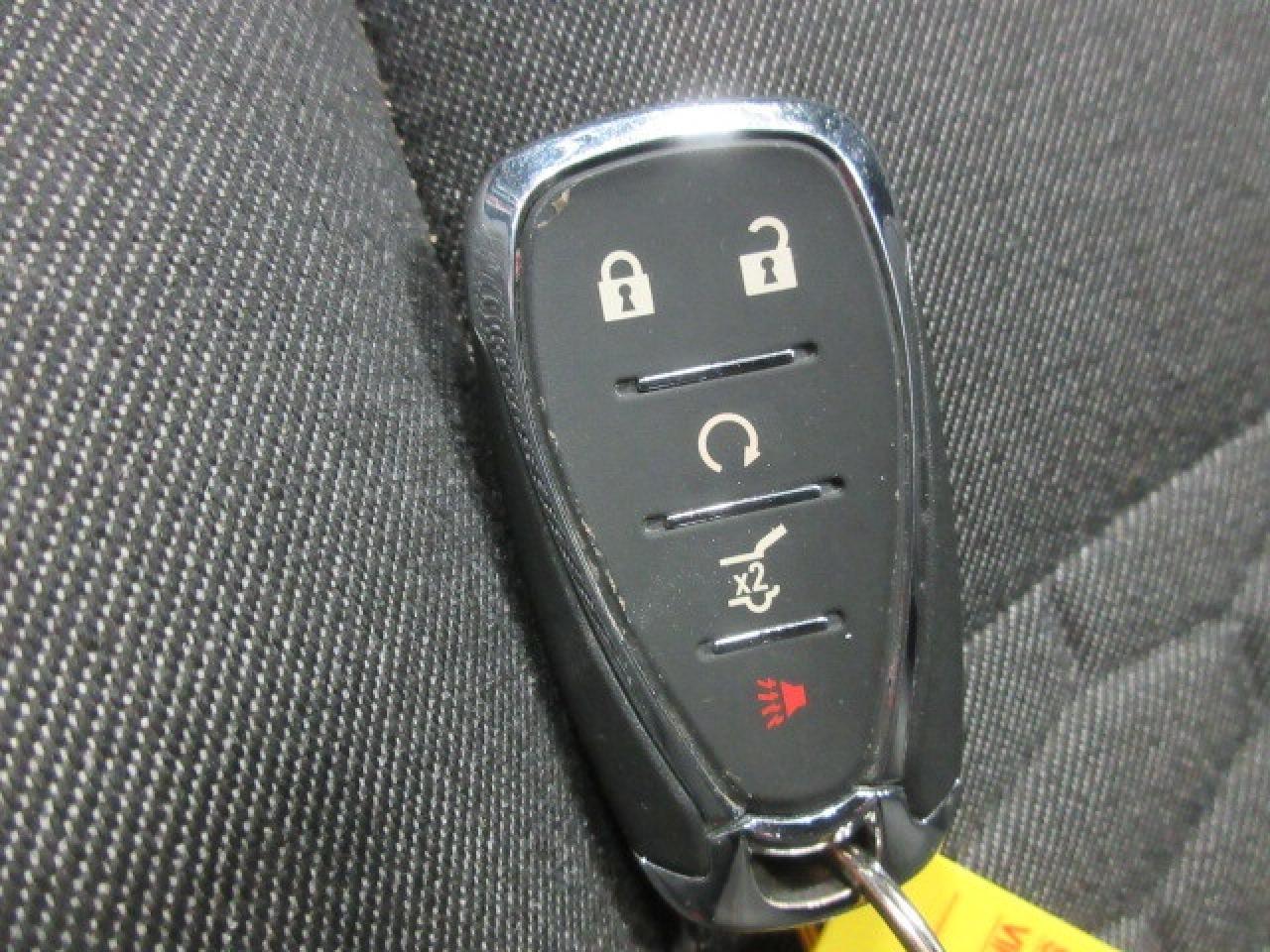 2021 Chevrolet Equinox LT AWD, ALLOYS, APPLE/ANDROID, HTD. SEATS, 61K! Photo