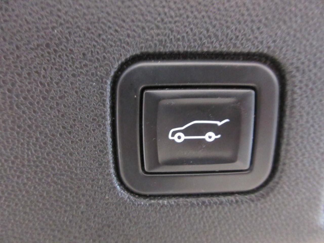 2021 Chevrolet Equinox LT AWD, ALLOYS, APPLE/ANDROID, HTD. SEATS, 61K! Photo