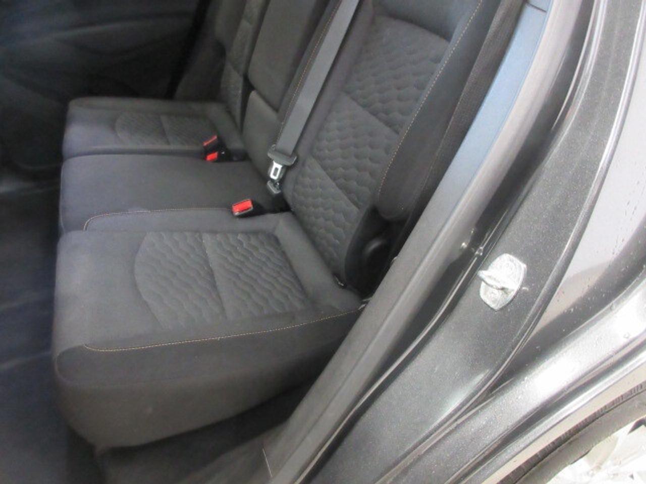 2021 Chevrolet Equinox LT AWD, ALLOYS, APPLE/ANDROID, HTD. SEATS, 61K! Photo